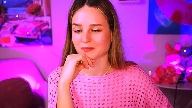 DeboraLarson online show from 01-28-25, 02:31