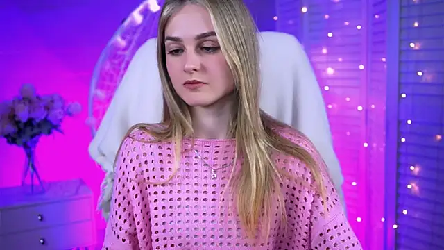 DeboraLarson online show from 03-19-25, 07:18