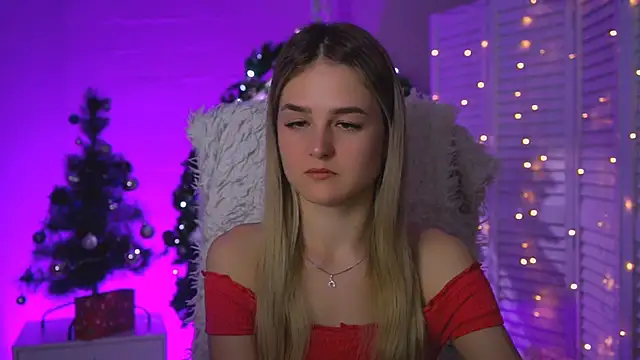 DeboraLarson online show from 12-21-25, 03:13