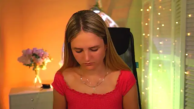 DeboraLarson online show from 03-29-26, 03:06