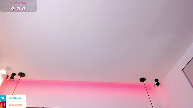 Eevee Taylor online show from 07-02-26, 03:23