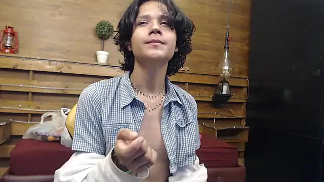 Snapshot of andy_staar chatting on 11-14-25, 07:12 andy staar online show from 11-14-25, 07:12