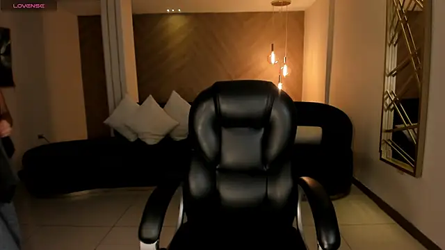 GabriellaLee online show from 02-06-25, 11:15