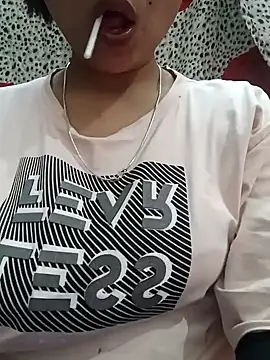 Snapshot of Sajel_000 chatting on 01-19-25, 08:41 Sajel 000 online show from 01-19-25, 08:41