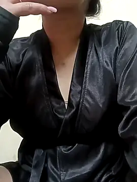 Snapshot of Sajel_000 chatting on 02-02-25, 06:42 Sajel 000 online show from 02-02-25, 06:42