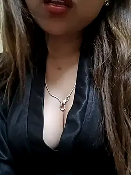 Snapshot of Sajel_000 chatting on 03-03-25, 09:37 Sajel 000 online show from 03-03-25, 09:37