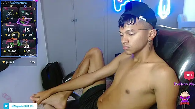 loistwink  online show from 02-20-25, 09:00