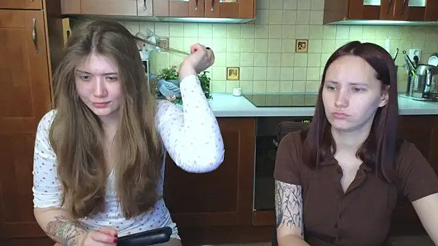 HotCaramellsTV online show from 04-08-26, 11:43