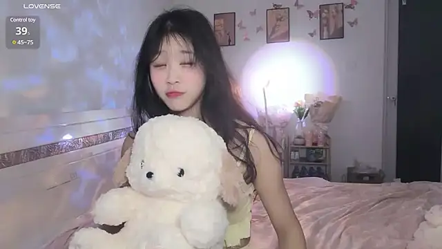 Snapshot of Luminous163 chatting on 01-02-25, 03:40 Luminous163 online show from 01-02-25, 03:40