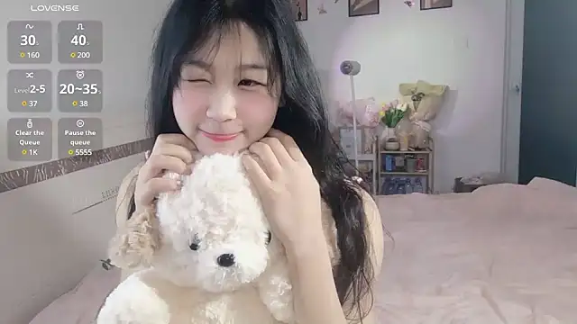 Snapshot of Luminous163 chatting on 01-20-25, 03:50 Luminous163 online show from 01-20-25, 03:50