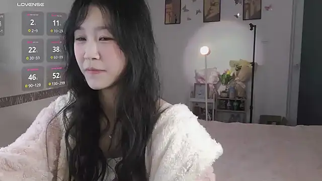 Snapshot of Luminous163 chatting on 01-31-25, 11:56 Luminous163 online show from 01-31-25, 11:56