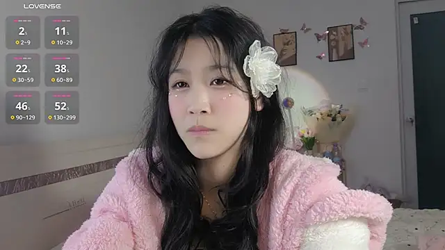 Snapshot of Luminous163 chatting on 02-20-25, 12:57 Luminous163 online show from 02-20-25, 12:57