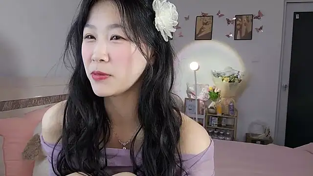 Snapshot of Luminous163 chatting on 03-08-25, 01:14 Luminous163 online show from 03-08-25, 01:14