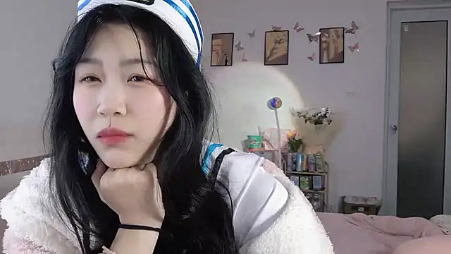 Snapshot of Luminous163 chatting on 03-15-25, 12:47 Luminous163 online show from 03-15-25, 12:47