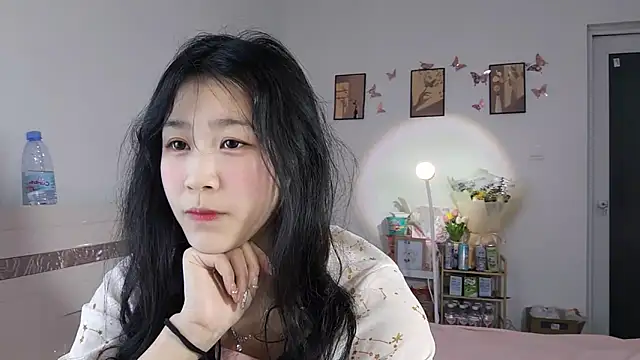 Snapshot of Luminous163 chatting on 03-15-25, 01:07 Luminous163 online show from 03-15-25, 01:07