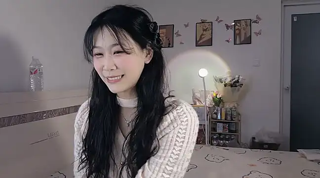 Snapshot of Luminous163 chatting on 03-21-25, 10:06 Luminous163 online show from 03-21-25, 10:06