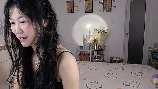 Snapshot of Luminous163 chatting on 03-22-25, 09:02 Luminous163 online show from 03-22-25, 09:02