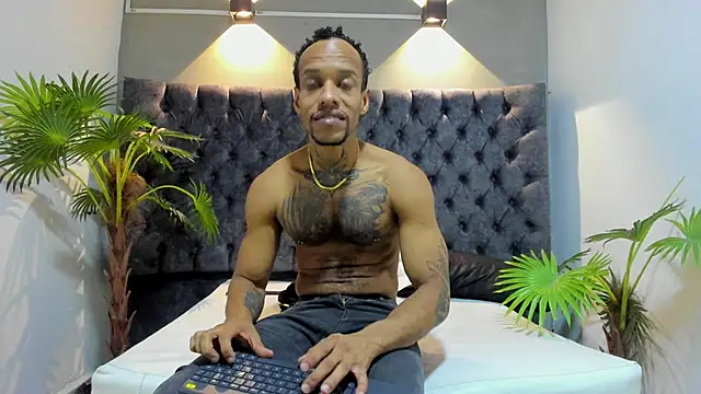 Salomon koude online show from 05-18-26, 01:06