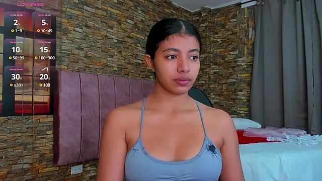 Snapshot of viktorya_xue chatting on 02-14-25, 11:10 viktorya xue online show from 02-14-25, 11:10