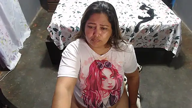 Snapshot of CANDYSWEET51 chatting on 09-13-25, 09:25 CANDYSWEET51 online show from 09-13-25, 09:25