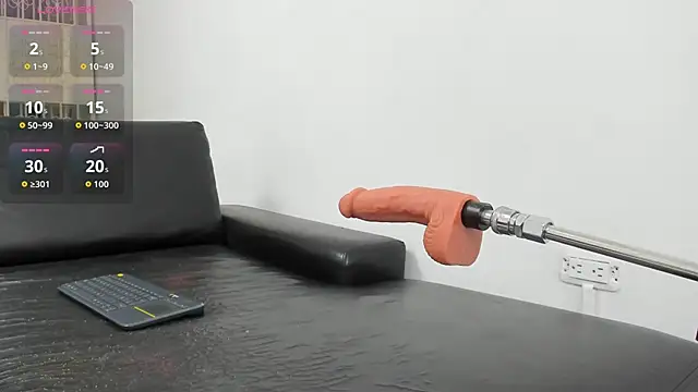 ElisabethMassey online show from 11-09-25, 07:06