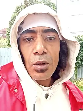 Snapshot of Dodge777 chatting on 10-14-25, 07:42 Dodge777 online show from 10-14-25, 07:42