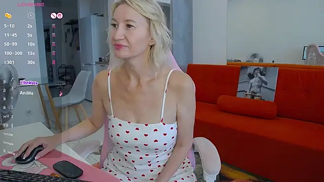 Snapshot of Sofia_Soul chatting on 07-08-26, 10:42 Sofia Soul online show from 07-08-26, 10:42