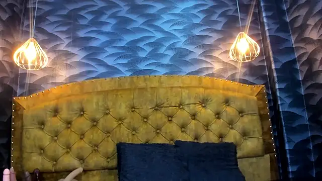 NahomiFireSex online show from 04-18-26, 05:22