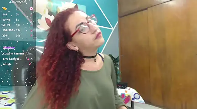 Snapshot of sabrina_dupont chatting on 03-12-25, 09:45 sabrina dupont online show from 03-12-25, 09:45