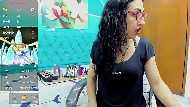 Snapshot of sabrina_dupont chatting on 11-12-25, 12:49 sabrina dupont online show from 11-12-25, 12:49