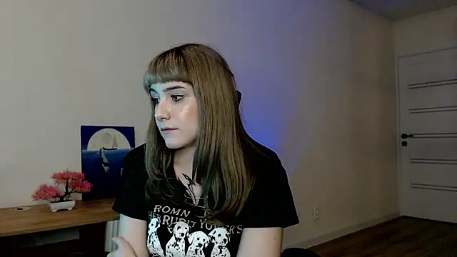 Snapshot of Princess_Shy___ chatting on 03-11-25, 05:24 Princess Shy online show from 03-11-25, 05:24