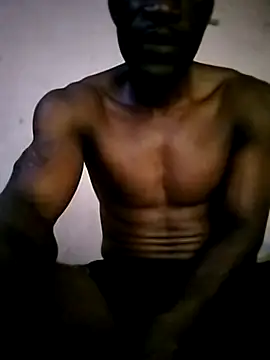 Snapshot of 12fitman chatting on 02-20-26, 03:34 12fitman online show from 02-20-26, 03:34