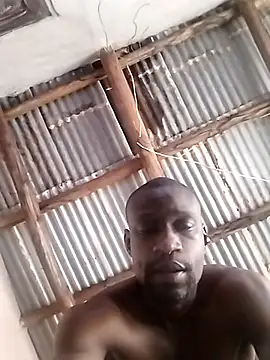 Snapshot of 12fitman chatting on 07-21-26, 07:54 12fitman online show from 07-21-26, 07:54