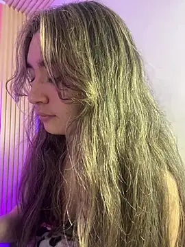 Sophie LS online show from 03-05-25, 04:56