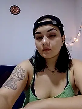 Snapshot of Babe-sofi chatting on 06-10-26, 02:56 Babe-sofi online show from 06-10-26, 02:56