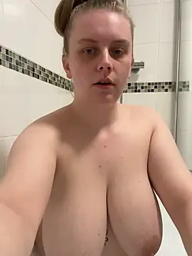 Snapshot of Vixen_Mistress_Ali chatting on 02-25-25, 07:25 Vixen Mistress Ali online show from 02-25-25, 07:25