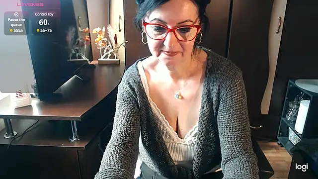 exymilf  online show from 02-24-25, 12:05