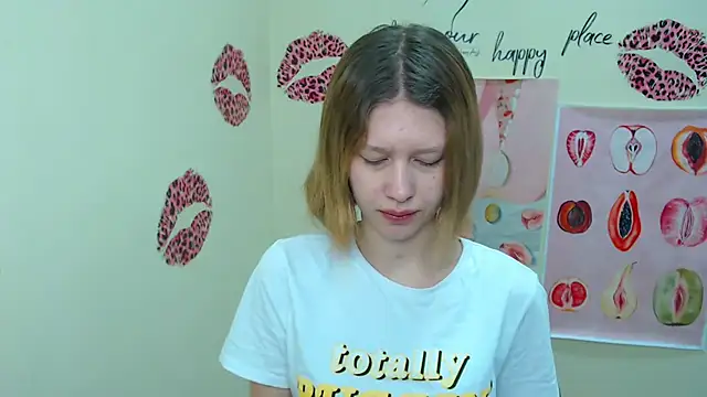 Snapshot of StellaCRL chatting on 02-17-25, 07:26 StellaCRL online show from 02-17-25, 07:26