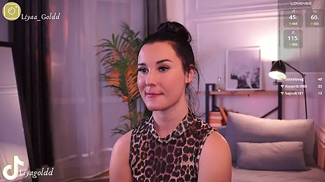 Snapshot of Liya_Gold_ chatting on 12-16-24, 08:26 Liya Gold online show from 12-16-24, 08:26