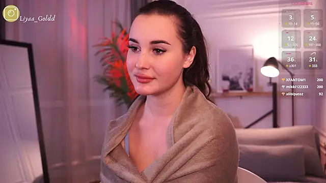 Snapshot of Liya_Gold_ chatting on 03-19-25, 08:22 Liya Gold online show from 03-19-25, 08:22