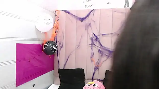 sara caplerx online show from 10-20-25, 01:55