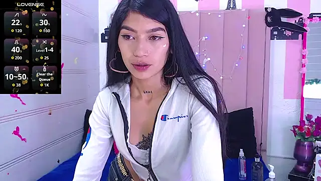 sara caplerx online show from 12-17-25, 01:50