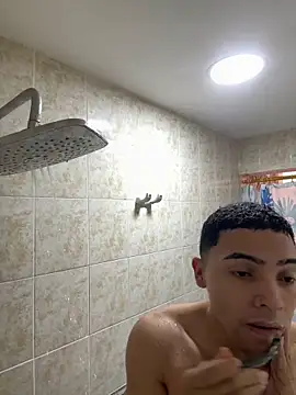 Snapshot of Thiago_Santo_ chatting on 02-19-25, 04:00 Thiago Santo online show from 02-19-25, 04:00
