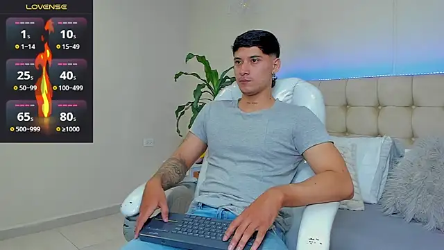 Damian23   online show from 02-01-25, 12:58