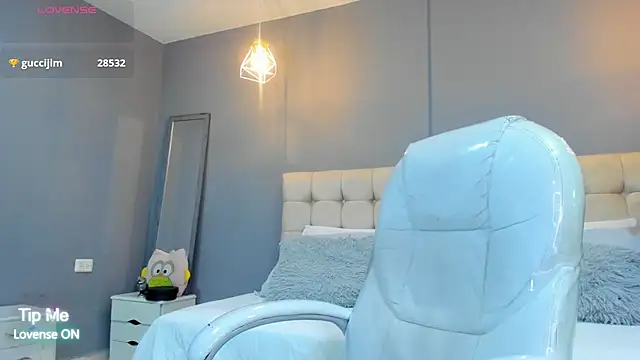 Damian23   online show from 09-18-25, 11:12