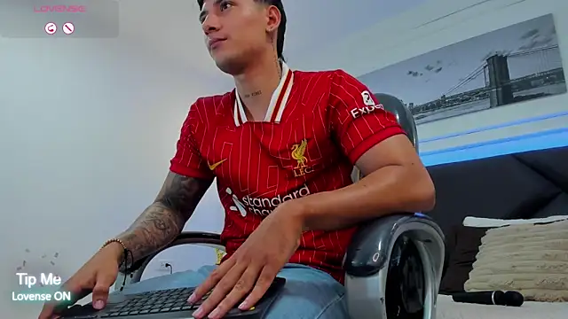 Damian23   online show from 01-05-26, 05:27