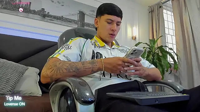 Damian23   online show from 02-28-26, 01:12