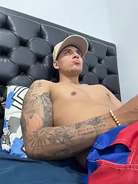 Damian23   online show from 03-11-26, 08:37