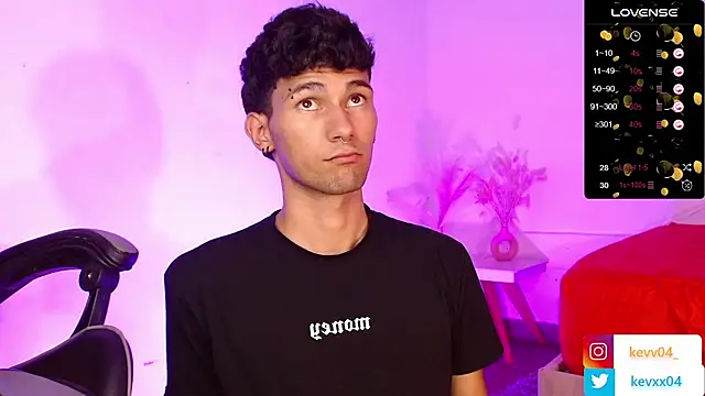 Snapshot of Alexx_tc chatting on 10-13-25, 03:50 Alexx tc online show from 10-13-25, 03:50