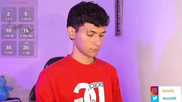 Snapshot of Alexx_tc chatting on 11-14-25, 04:44 Alexx tc online show from 11-14-25, 04:44